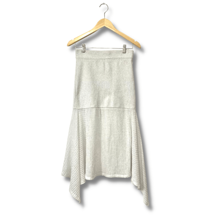 alt=”Saia-Bobstore-Cinza-Claro-Prateada-Lisa-Lurex-Brilhosa-P-PRM0013f”