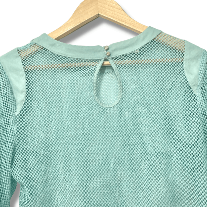 alt="Blusa-Cropped-Sem-marca-Verde-Claro-Lisa-Tela-Manga-Curta-M-AFL0035det2"