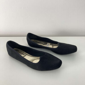 alt="Sapatilha-Slipper-Beira-Rio-Nobuck-Preto-37-AFL0060lat"