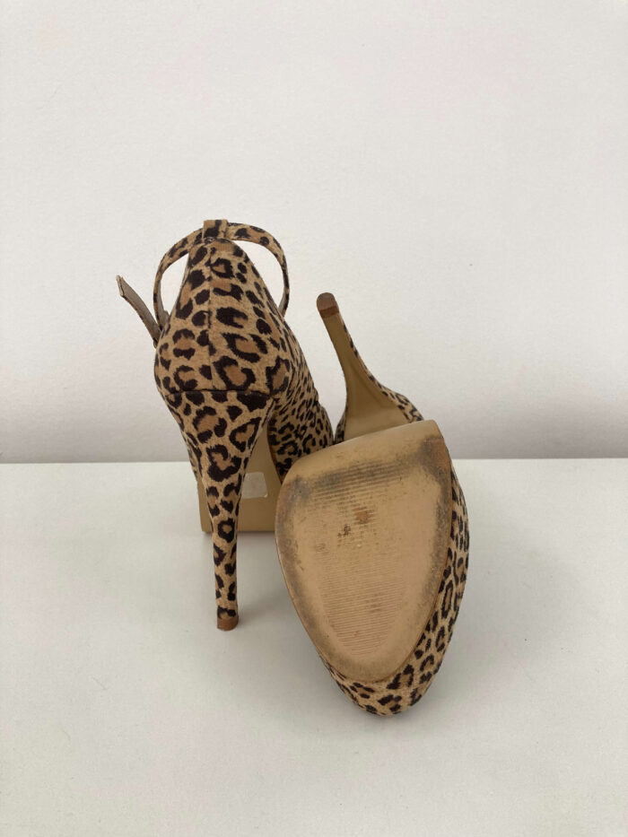 alt="Sapato-Meia-Pata Pontapé-Oncinha-38-AFL0054c"