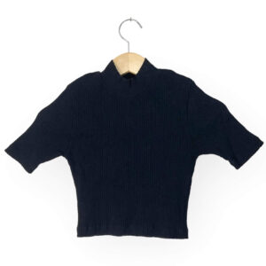 alt="Blusa-Cropped-Carol-Taurisano-Preta-Lisa-Canelada-Gola-Rolê-PP-PRM0018f"