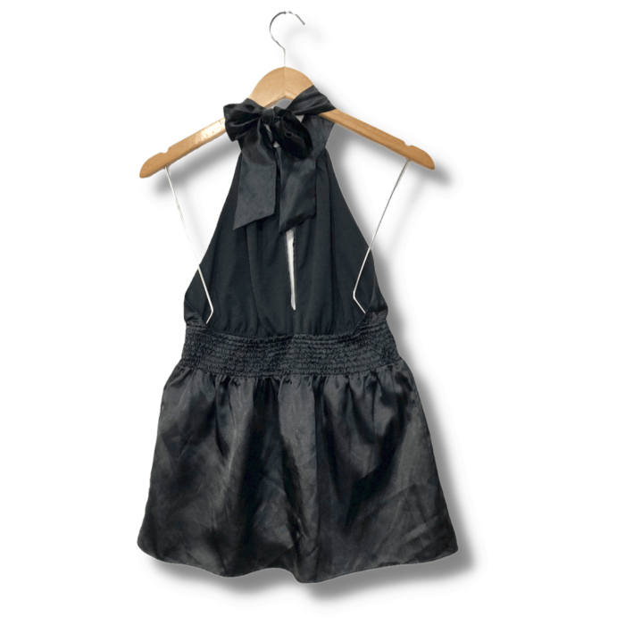 alt="Blusa-Just-Be-Preta-Lisa-Cetim-frente-unica-40-AFL0023c"