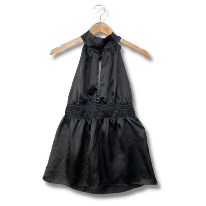 alt="Blusa-Just-Be-Preta-Lisa-Cetim-frente-unica-40-AFL0023f"