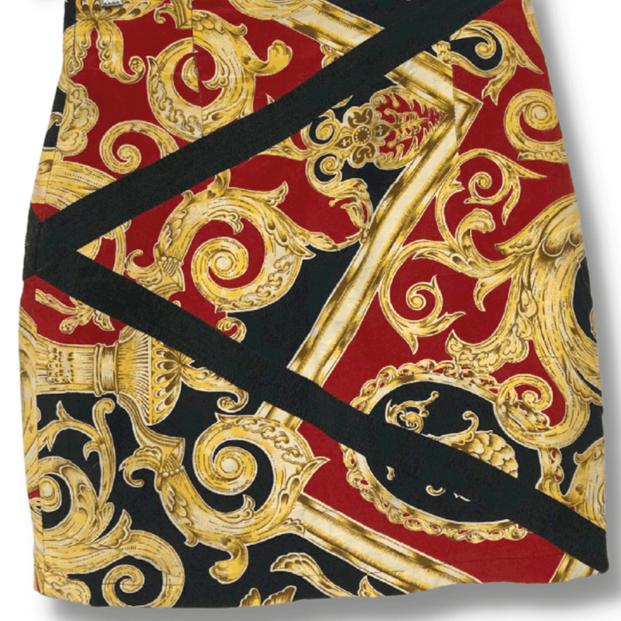 alt="Saia-Spezzato-Vermelho-Amarelo-Preto-Branco-Estampa-Rococo-42-AFL0033det"