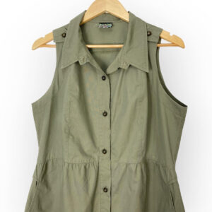 alt="Vestido-Mercatto-Verde-Ocre-Botões-Frontais-Liso-G-DSM0006det1"