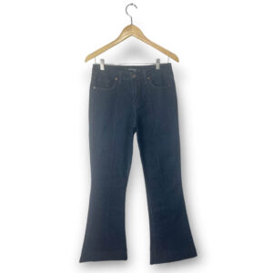 alt="Calça-Jeans-Le-Lis-Blanc-Azul-Escuro-Lisa-Boca-de-Sino-Costura-Perna-40-MLM0010f"