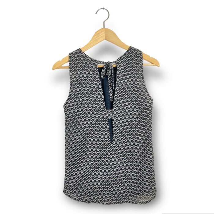 alt="Blusa-H&M-Marinho-Branco-Estampa-Conchas-38-AFL0080c"