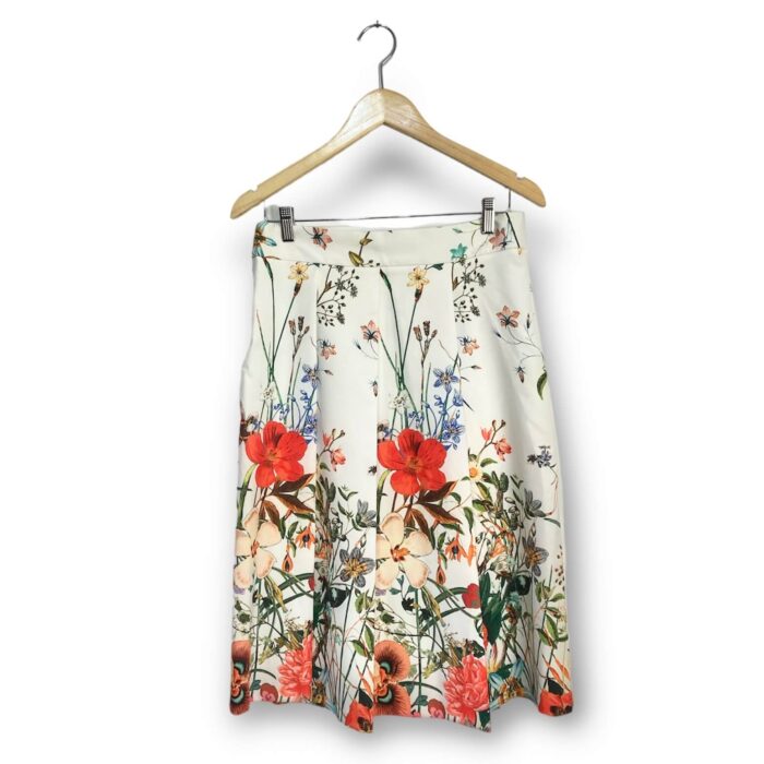 alt="Saia-Zara-Colorida-Botanica-G-FMM0018c"