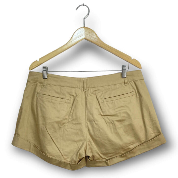 alt="Short-Zara-Bege-Pregas-G-FMM0012c"