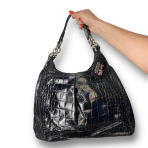 alt="Bolsa-Coach-Crocodilo-Ferragens-Prateadas-Preta-FMM0091f"