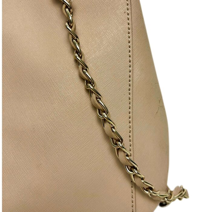 alt="Bolsa-DKNY-Alca-Correntes-Bege-FMM0089det8"